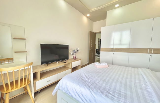 Sunrise City Apartment - Photo 51