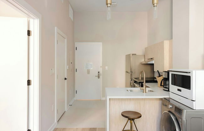 Sonder by Marriott Bonvoy The Edison Apartments Old City - Photo 6