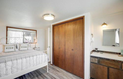 Oceanfront Cottage with Patio and Views in Birch Bay! - Foto 14