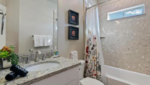 Pool & Hot Tub & Fire Pit & Water Slide - Foto 5