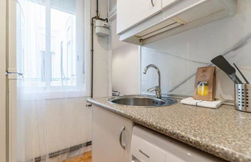Cozy renovated -2Bedrooms 1Bathroom-Malasaña - Foto 8