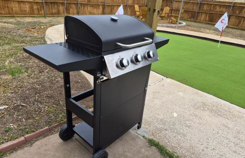 Stylish Newly Remodeled Home with Putting Green - Foto 24