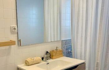 Amplio Apart 3 dormitorios cerca de la playa con garaje - Foto 10