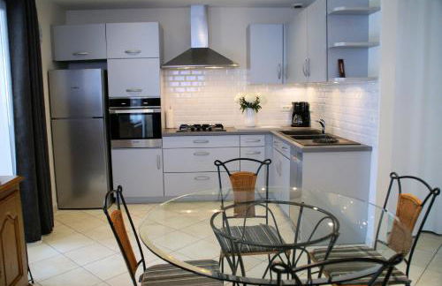 Côté plage - APPARTEMENT VILLA L'OLIVIER Vaux sur mer-Royan - Foto 3