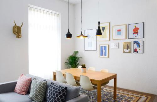 City Hall Correos - Foto 1