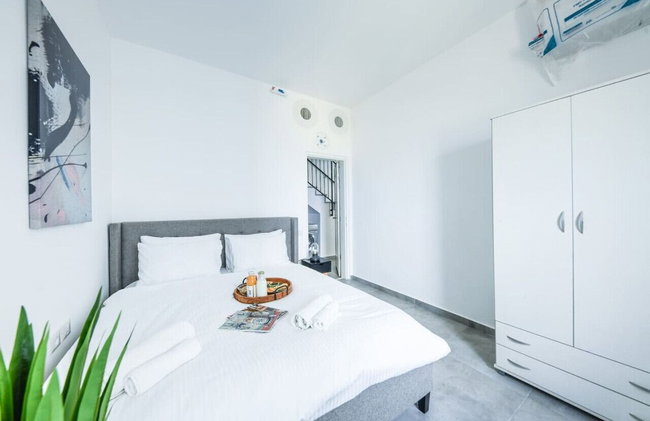 MAMAD - Luxe Apt in Top Tel Aviv Neighborhood - Foto 17