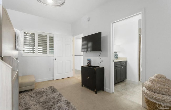 Portside Villas Unit 6 - Photo 25