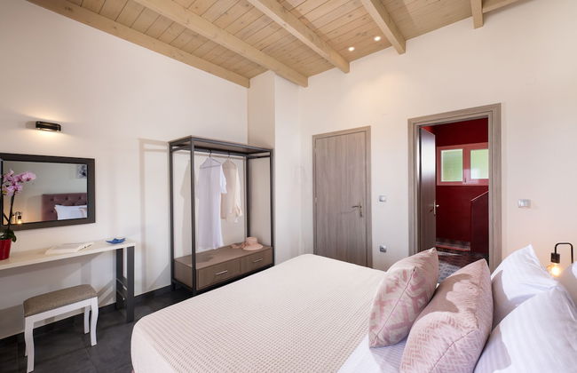 Ionian Mansion - Photo 7