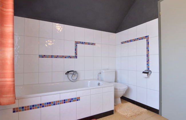 Apartment in Liege With Sauna & Hot Tub - Photo 23