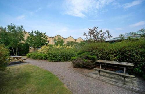 Bright, Modern One-bed With Stunning View of Thames - Foto 46