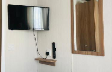 Haven Holiday Park, Kent Coast - Photo 16