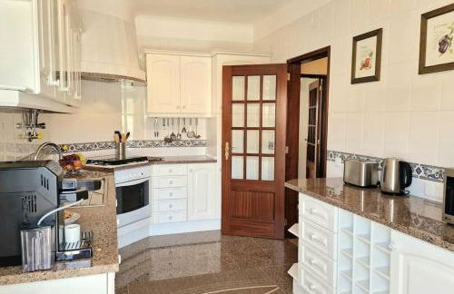 Jasmine apartment next to Meia Praia Beach - Foto 21