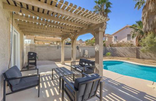 Peaceful Las Vegas Pool Oasis, Pool Table, Hammock - Foto 15