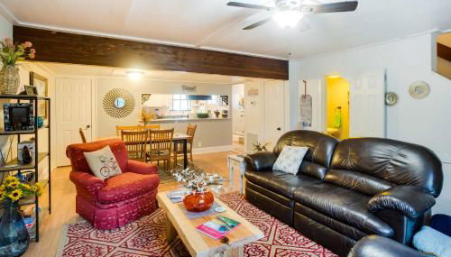 St Simons Island Condo with Deck and Outdoor Shower - Foto 4