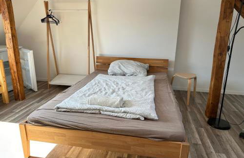 Ganzes Monteurhaus mit 4 Schlafzimmern für bis zu 8 Gäste - Foto 2