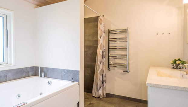 8 Person Holiday Home in Blavand - Foto 4, Tratamientos de spa