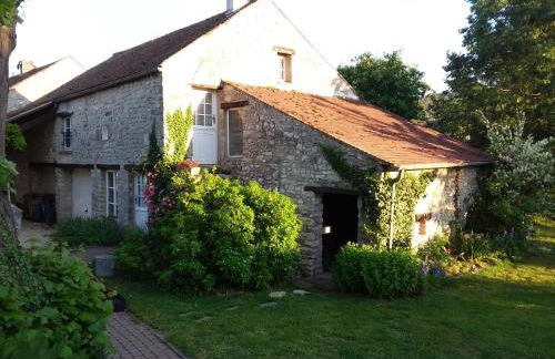 Gîte - à l'Ombre du Teil - Foto 1