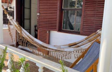 Casa estilo chale dúplex com 3 quartos, churrasqueira, balanço, chuveirão e a uma quadra da praia - Foto 43