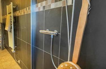 Le Petit Delphia - Photo 9