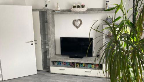 3-Zimmer Ferienwohnung Friedrichshafen nahe Stadtzentrum Bodensee 1-4 Personen - Foto 2