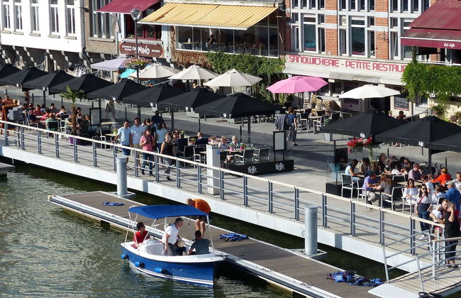 New House on the Edge of a Large Forest, Large Garden,very Quiet, Beautiful Area - Foto 35