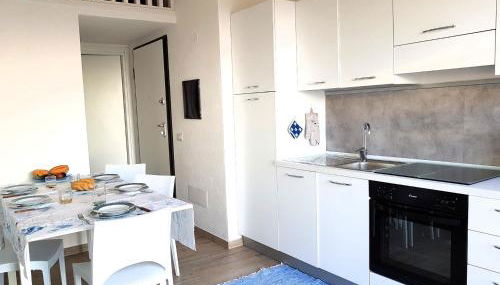 Terrazza, air conditioning and post bus private - Photo 5