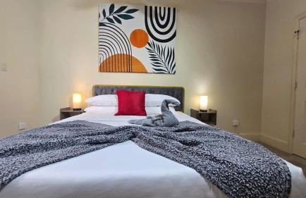 Game & Soak Retreat 3BR Private Jacuzzi Pool Table - Foto 47