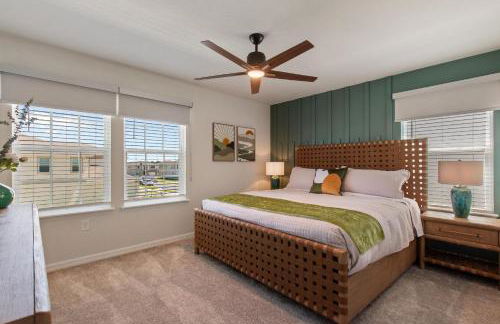 10 BR Home, Themed Rooms, Private Pool, in New Windsor Cay Resort - Foto 28