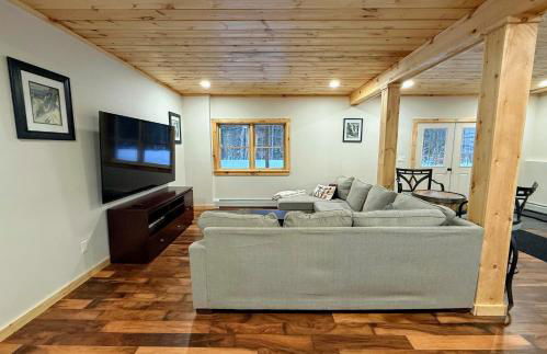 2S New log cabin in Bethlehem - privacy, firepit, great location! - Photo 18