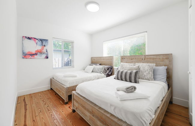 Charming House with Private Pool n Coral Gable - Foto 1