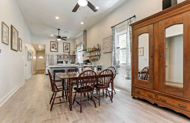 Renovated Historic 4BR House Near Magazine St & Uptown - Foto 3