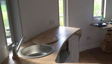 The Roundhouse - Unique space nestled in the trees - Foto 5