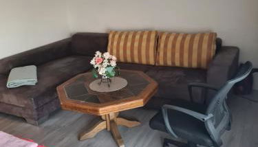 Privates Studio mit Balkon und Übernachtungsmöglichkeit in eine Wohngemeinschaft in der Nähe des Flughafens Leipzig,Halle - Foto 3