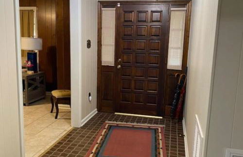 Cajun Stays Cozy 3BR Ranch Near Lafayette with WiFi and Parking - Foto 33