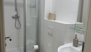 2-room apartment in Hamburg - Photo 4