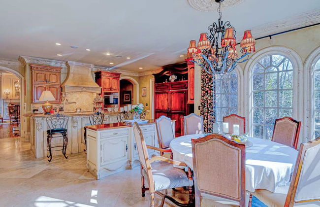 Lions Gate Estate in Sandy Springs - Foto 13