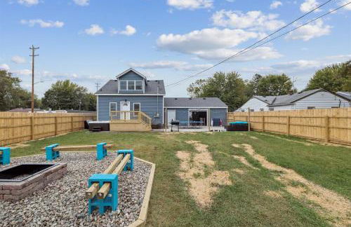 Pet Friendly, Gated Backyard, Game room, Hot Tub - Foto 41