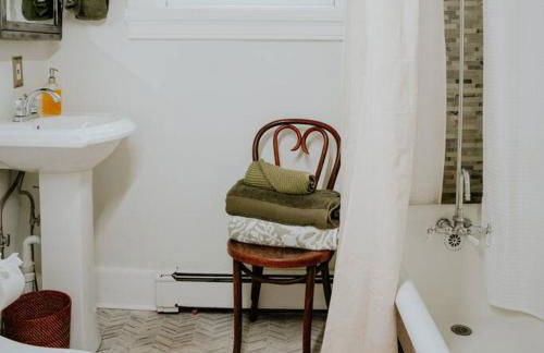 Stunning Apartment in Historic Federal Hill Mansion near Downtown & College Hill - Foto 12