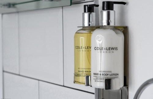 Farmhouse with Log Fire & On-Site Dog Field - Foto 43