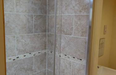 4BR & 4 Bathroom Cottage Parking Garden Near St Neots - Foto 6