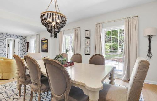 NEW! The White House, with 2 King Ensuites close to Parris Island and Downtown - Foto 7