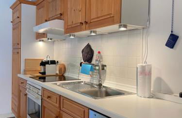 Reetdachhaus in Seenähe, Ruhige Lage, Kamin & Terrasse - Foto 8