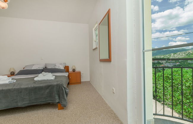 House Cattleya - Photo 1