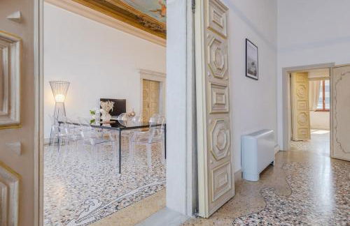 Luxury Calatrava - Apartment in Venetian Palazzo by Sarlux - Foto 20