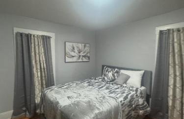 Newly Renovated Single Family Home - Foto 25