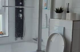 Zimmer HomeOffice Küche WLAN TV mit Terrasse&Grill +Fahrrad - Foto 6