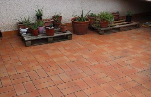 Entire apartment in Panoramic Villa with Bathtub - Photo 52