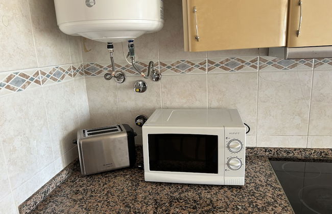 Poolside Apartment with 2 bedrooms, patio and BBQ - Foto 14