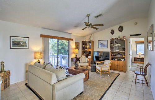 Private Pool and Deck Canalfront St James City Home - Foto 3