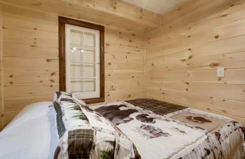 Peaceful Nature Escape on Little Portage Lake! - Foto 16